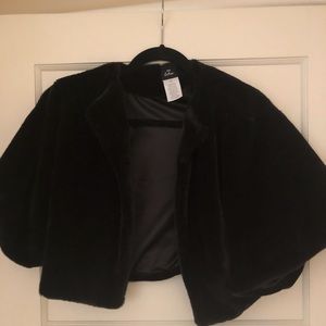 Faux fur shrug crop jacket